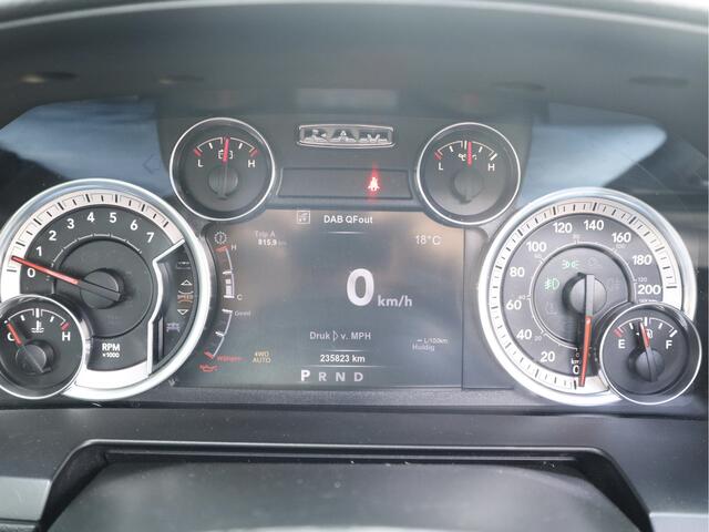 Dodge 1500 Ram 5.7 V8 SPORT CREW CAB RAMBOX