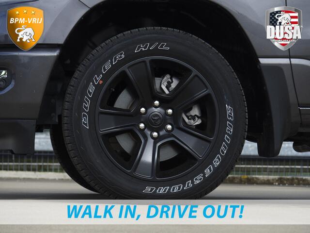 Dodge 1500 RAM | Laramie Sport | 5.7 V8 | HEMI | 4x4 | Crew Cab Panoramadak | Leder | Uconnect touchscreen | Nieuw binnen!