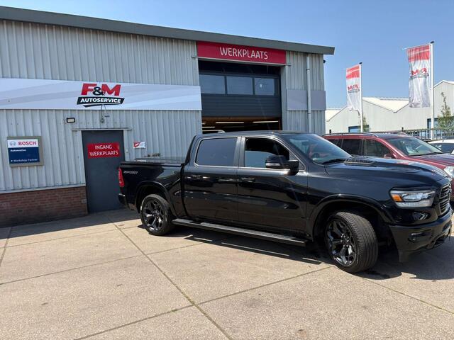 Dodge 1500 Ram 5.7 V8 4x4 Crew Cab Laramie Clima, cruise, trekhaak, treeplanken