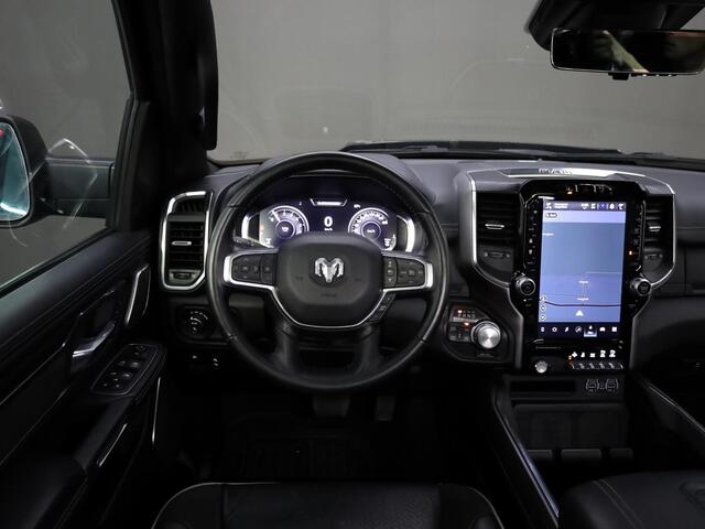 Dodge 1500 Ram 5.7 V8 4x4 Crew Cab Laramie Night | Prins LPG | Luchtvering | Adaptieve Cruise Control | Head Up Display | Digitaal Cockpit