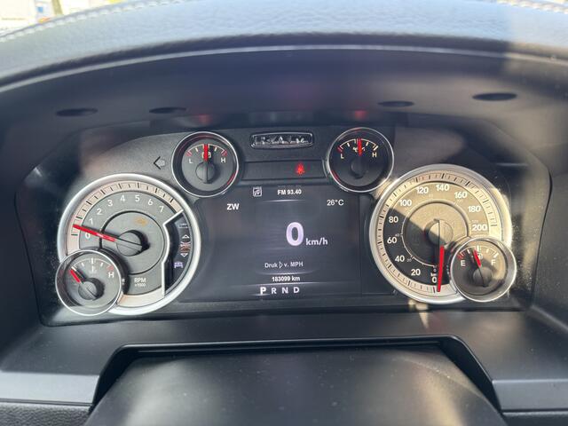 Dodge 1500 Ram 5.7 V8 Quad Cab 6'4 CAMERA-LUCHT