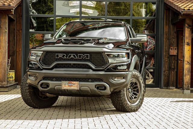 Dodge 1500 Ram V8 TRX 712PK!!