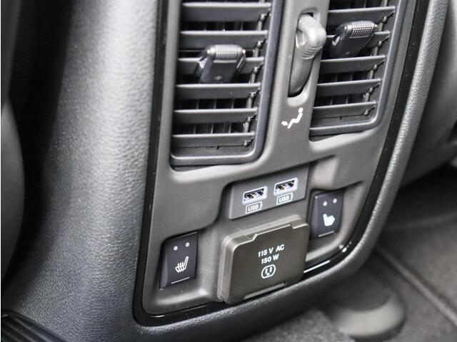 Dodge DURANGO 392 SRT AWD 6,4L V8 Dodge Durango 392 SRT AWD 6,4 | VAN | 481 PK | Adaptive cruise control
