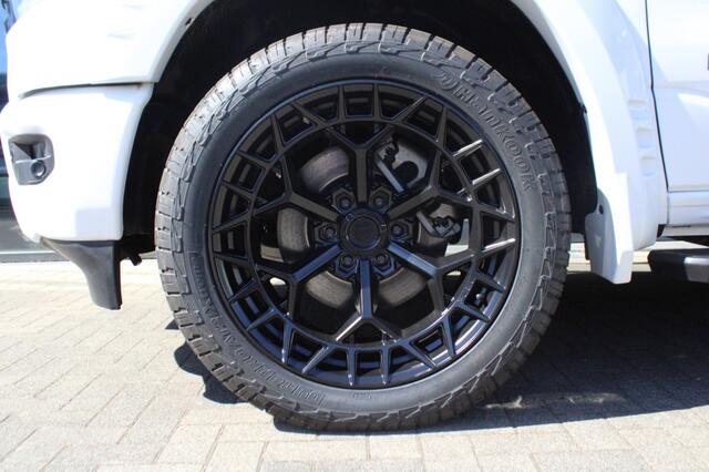 Dodge RAM PICKUP NIEUW BPM VRIJ 5.7i V8 Hemi Sport Black Ed. 12 inch Scherm / Pan