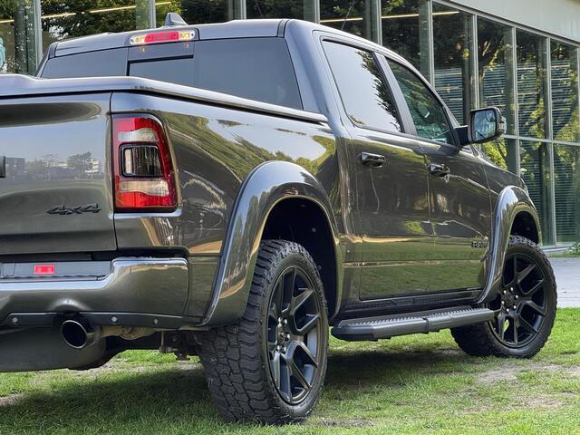 Dodge RAM PICKUP 1500 5.7 V8 Laramie WIDEBODY PANO 22 INCH Incl. lpg, deksel en widebody ALL IN PRIJS!!!