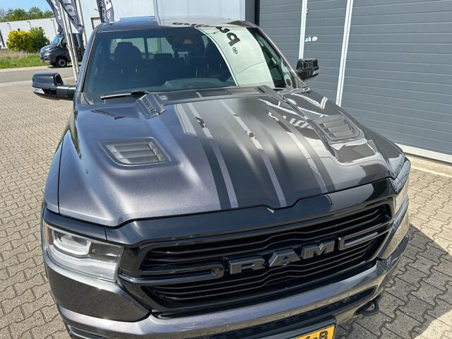Dodge RAM PICKUP 5.7 V8 4x4 LPG LARAMIE SPORT bj2021 *Pano *Adaptive *Leer *360gr Camera