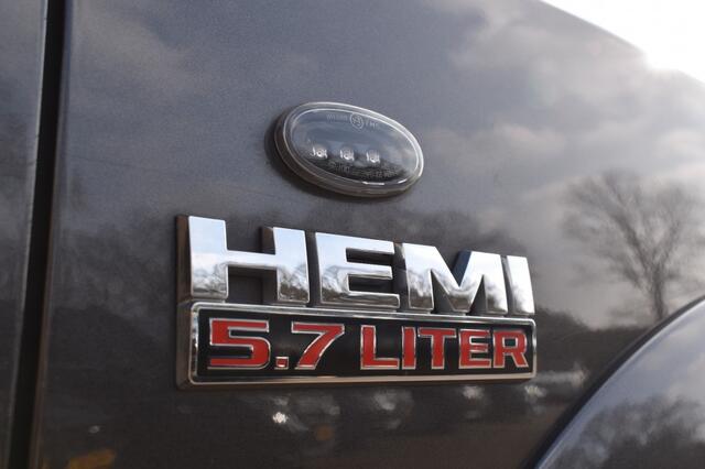 Dodge RAM PICKUP 5.7 V8 4x4 CrewCab Big Horn Laramie, Leder, Navi