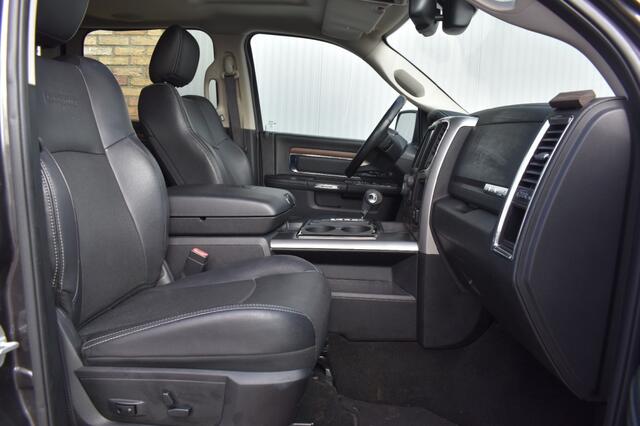 Dodge RAM PICKUP 5.7 V8 4x4 CrewCab Big Horn Laramie, Leder, Navi