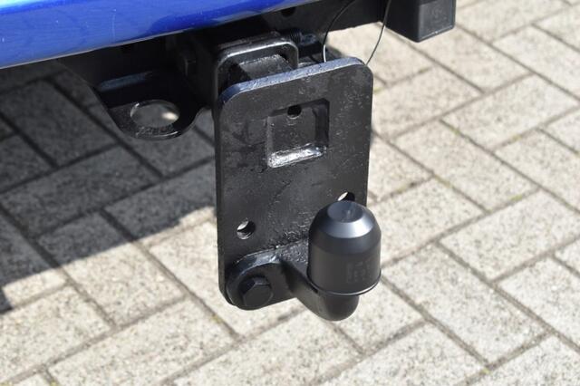 Dodge RAM PICKUP 1500 5.7 HEMI V8 QUAD CAB. 4x4 / LEDER / 20 LM. / ALPINE AUDIO