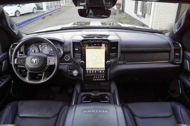 Dodge RAM PICKUP 1500 5.7 V8 4x4 Crew Cab (400pk) Limited Pano/Luchtvering/NAP/LPG