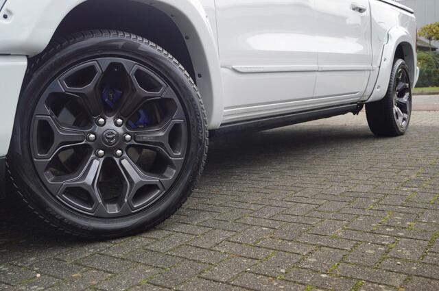 Dodge RAM PICKUP 1500 5.7 V8 4x4 Crew Cab (400pk) Limited Pano/Luchtvering/NAP/LPG