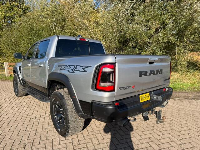 Dodge RAM PICKUP 