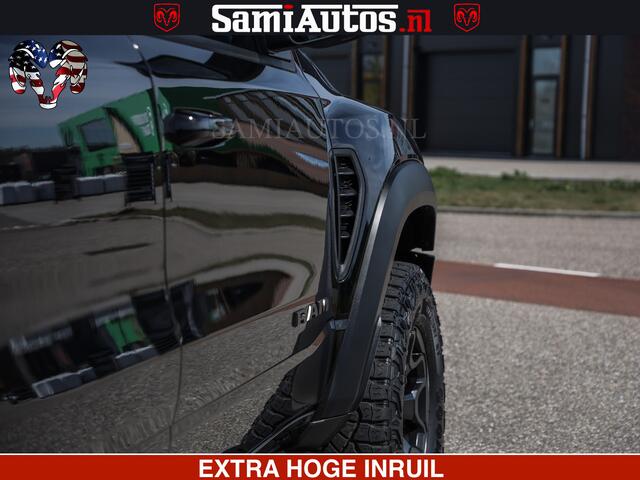 Dodge RAM PICKUP TRX HELLCAT | 6.2 V8 712PK SUPERCHARGER | FULLY LOADED | CARBON | BLACK ON BLACK | CREW CAB | DUBBELE CABINE | 5 PERSOONS |