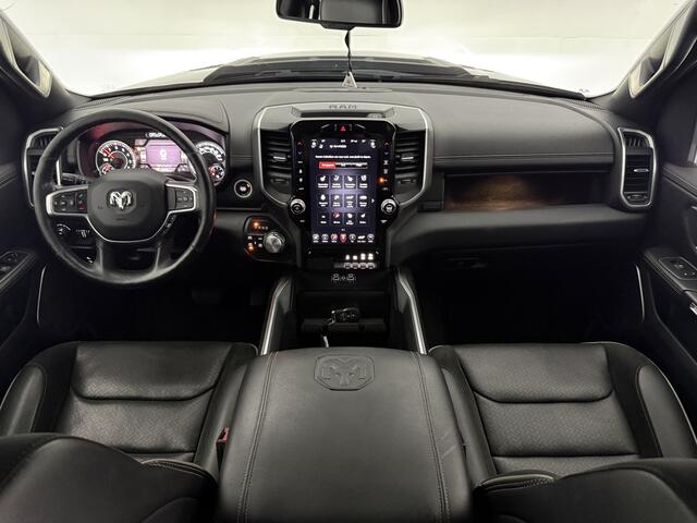 Dodge RAM PICKUP 5.7 V8 4x4 Crew Cab Laramie | LPG | 3500kg Trekgew. | Camera | Trekhaak | Memory | 5 Zits | Carplay | Alpine Audio