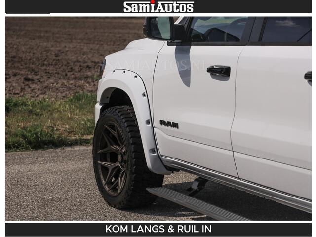 Dodge RAM PICKUP LIMITED H.O 540 PK 706Nm | Massage + Full Option | De Meest Luxe en Volle Pick-Up in zijn Klasse | Comfortabele Dubbele Cabine met Royale 5 Zitplaatsen | BPM vrij | Nu Leverbaar uit Voorraad | Voorraad Nr 2336 - 7700 | De specialist in Amerikaanse pick-ups in Nederland en Europa.