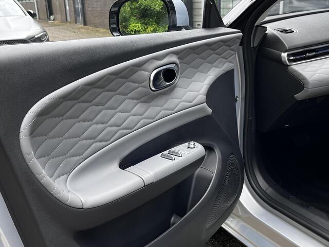 Dongfeng Box Premium Edition | 360° Camera | Adaptieve Cruise Control | Elektrisch Verstelbare Bestuurdersstoel + Geheugen | Stoelverwarming Bestuurder | Stoelventilatie Bestuurder | Apple Carplay | Android Auto | Sfeerverlichting | Elektrisch Inklapbare Buitenspiegel