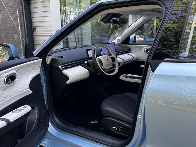 Dongfeng Box Launch Edition | 360° Camera | Adaptieve Cruise Control | Elektrisch Verstelbare Bestuurdersstoel + Geheugen | Stoelverwarming Bestuurder | Stoelventilatie Bestuurder | Apple Carplay | Android Auto | Sfeerverlichting | Elektrisch Inklapbare Buitenspiegels