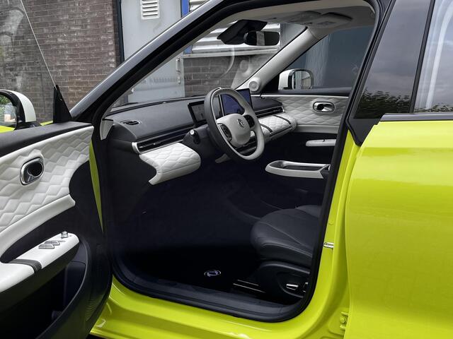 Dongfeng Box Launch Edition | 360° Camera | Adaptieve Cruise Control | Elektrisch Verstelbare Bestuurdersstoel + Geheugen | Stoelverwarming Bestuurder | Stoelventilatie Bestuurder | Apple Carplay | Android Auto | Sfeerverlichting | Elektrisch Inklapbare Buitenspiegels