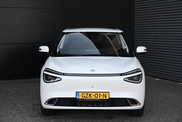 Dongfeng Box Launch Edition | 360° Camera | Adaptieve Cruise Control | Elektrisch Verstelbare Bestuurdersstoel + Geheugen | Stoelverwarming Bestuurder | Stoelventilatie Bestuurder | Apple Carplay | Android Auto | Sfeerverlichting | Elektrisch Inklapbare Buitenspiegels