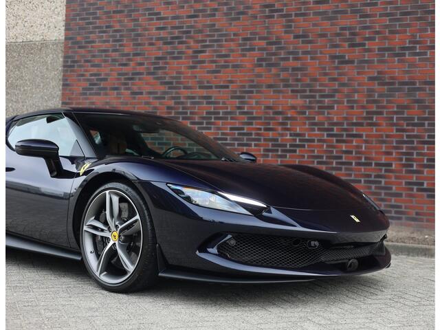 Ferrari 296 GTB 3.0 V6 | Blu America - Cuoio - Racing Seats