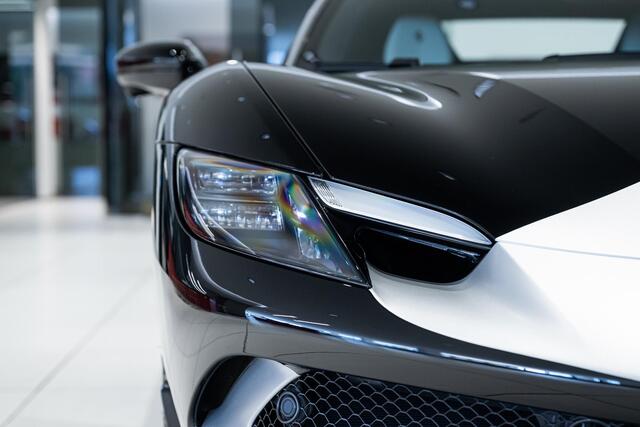 Ferrari 296 GTB - Kroymans Ferrari