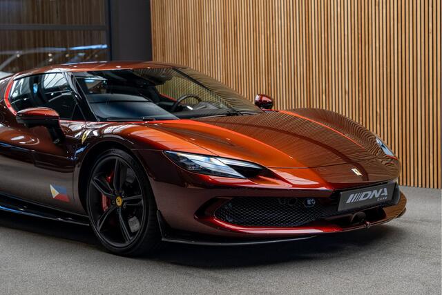 Ferrari 296 GTB TAILOR MADE CAVALCADE EDITION 3.0 V6 Painted Stripes Carbon Lift