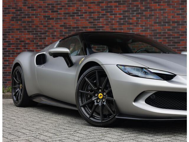 Ferrari 296 GTB 3.0 V6 | Atelier - Lift - Carbon