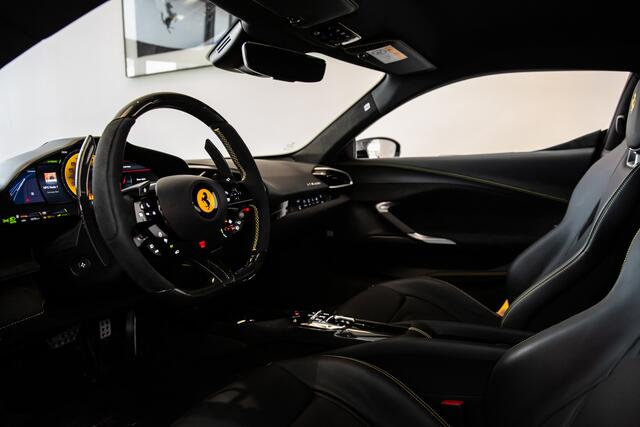 Ferrari 296 GTB ~Ferrari Munsterhuis~