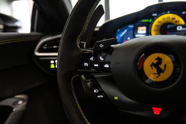 Ferrari 296 GTB ~Ferrari Munsterhuis~