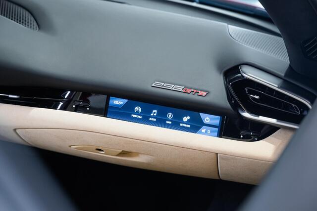 Ferrari 296 GTS - Kroymans Ferrari