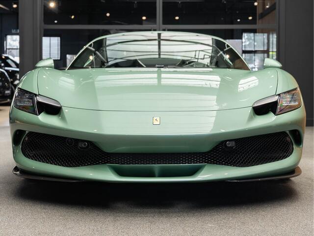 Ferrari 296 GTS V6 Carbon Exterieur Sport Stoelen 296 GTS 3.0 V6 JBL Head-Up
