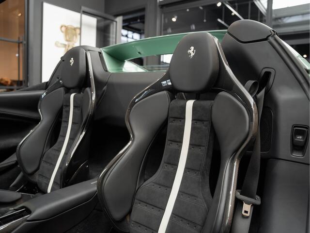 Ferrari 296 GTS V6 Carbon Exterieur Sport Stoelen 296 GTS 3.0 V6 JBL Head-Up