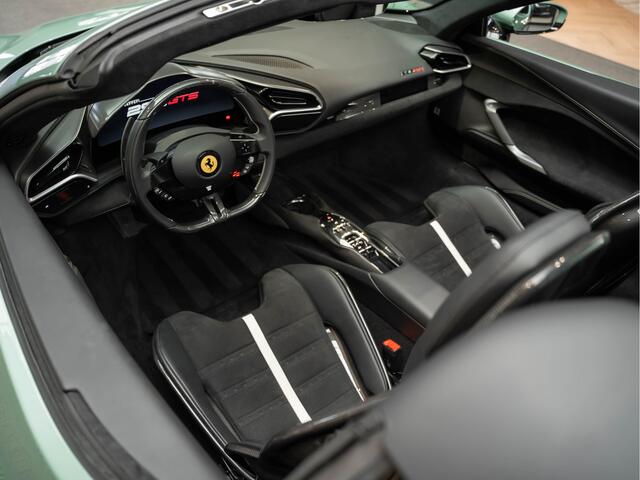 Ferrari 296 GTS V6 Carbon Exterieur Sport Stoelen 296 GTS 3.0 V6 JBL Head-Up