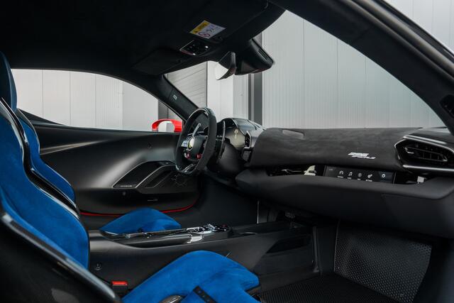 Ferrari 296 Speciale - Rosso Scuderia - Full Carbon - Lift - Hi-Fi - NEW!