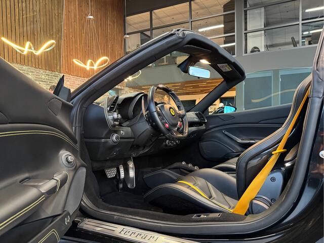 Ferrari 488 Spider, Ferrari Garantie, lift, camera, passenger display, racingseats, carbon int.
