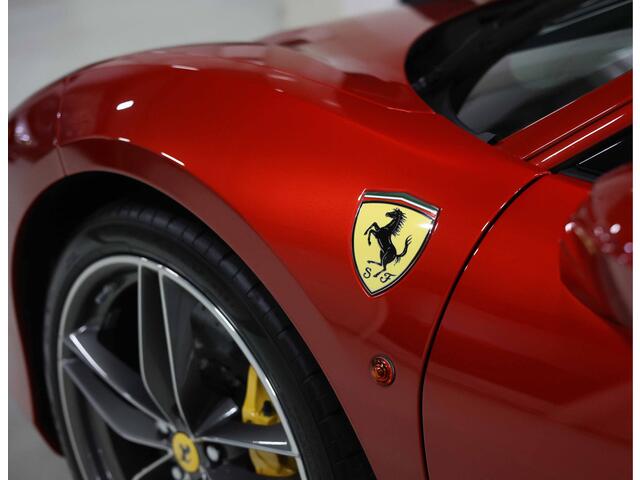 Ferrari 488 3.9 GTB HELE | Rosso Fuoco - Historie - Cuoio