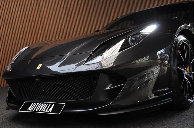 Ferrari 812 GTS 6.5 V12 HELE DAYTONA STYLE SEATS CARBON PASSENGER DISPLAY FULL ELECTRIC SEATS