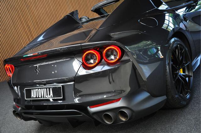 Ferrari 812 GTS 6.5 V12 HELE DAYTONA STYLE SEATS CARBON PASSENGER DISPLAY FULL ELECTRIC SEATS