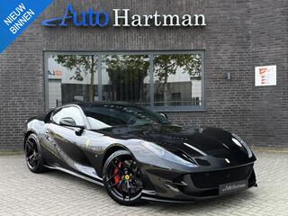 ferrari-812-6.5-v12-superfast-hele-
