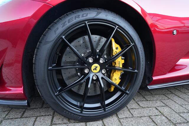 Ferrari 812 GTS 6.5 V12 HELE | Rosso Magma | Carbon | Lift | Passenger Display |