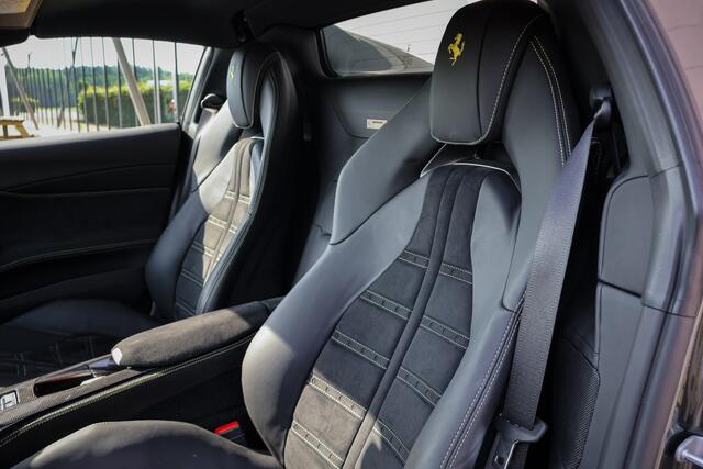 Ferrari 812 GTS 6.5 V12 HELE | BTW-AUTO | CARPLAY | CARBON INT/EXT. | DAYTONA SEATS | LIFTING | TITATIUM EXHAUST PIPES | PASS. DISPLAY | JBL HI-FI | 360CAM | ETC.