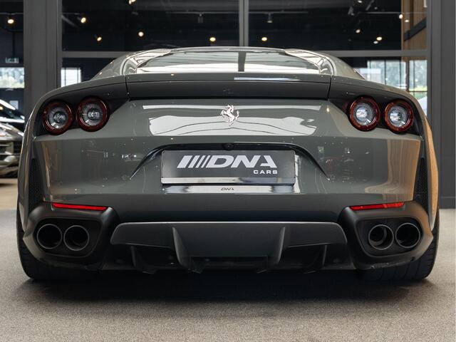 Ferrari 812 V12 Superfast HELE Carbon Seats 6.5 V12 Novitec Wheels Grigio Scuro