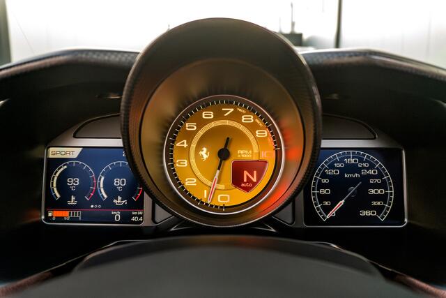 Ferrari 812 Competizione Aperta Verde British - 1 of 599
