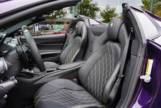 Ferrari 812 GTS 6.5 V12 HELE Viola Hong Kong Carbon Lifting