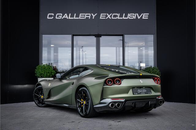 Ferrari 812 6.5 V12 Superfast HELE - Racing seats l Passenger display l JBL