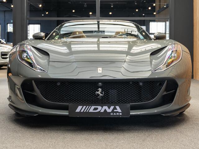 Ferrari 812 GTS Grigio Scuro Carbon Lift Comfort Seats 812 GTS 6.5 V12 HELE