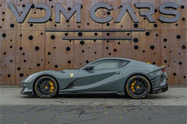 Ferrari 812 Competizione 6.5 V12 | 1 of 8 Color Grigio Medio | Carbon | Lift | CarPlay | 1 of 999 | Extracampionario |