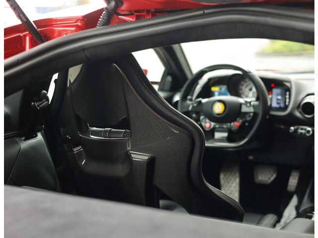 Ferrari 812 6.5 V12 Superfast HELE | Rosso Fuoco - Lift - 360 camera