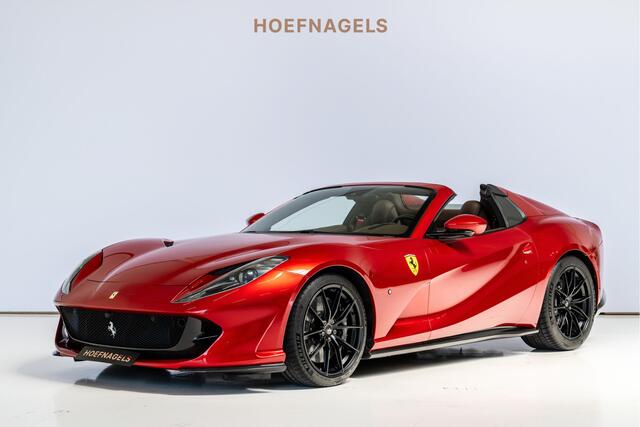 Ferrari 812 GTS 6.5 V12 Atelier Rosso Magma Carbon Int + Ext