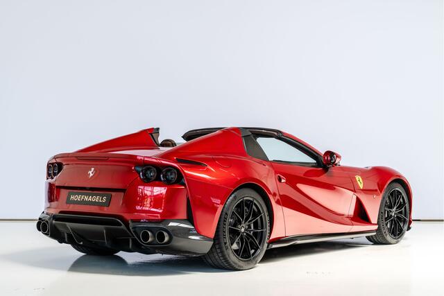 Ferrari 812 GTS 6.5 V12 Atelier Rosso Magma Carbon Int + Ext